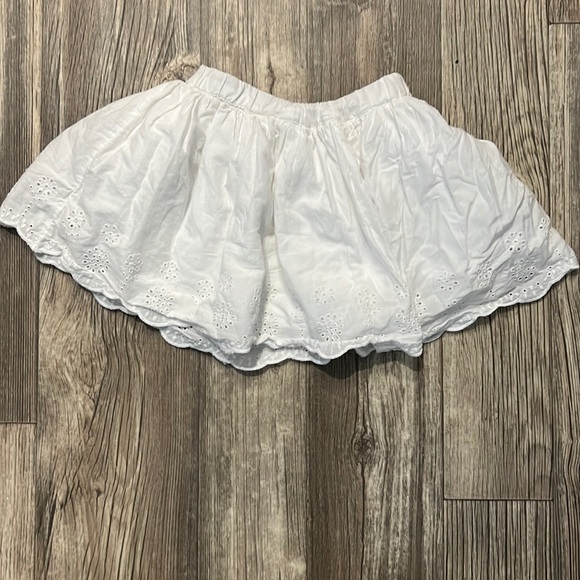 Old Navy Other - Old Navy White Skirt